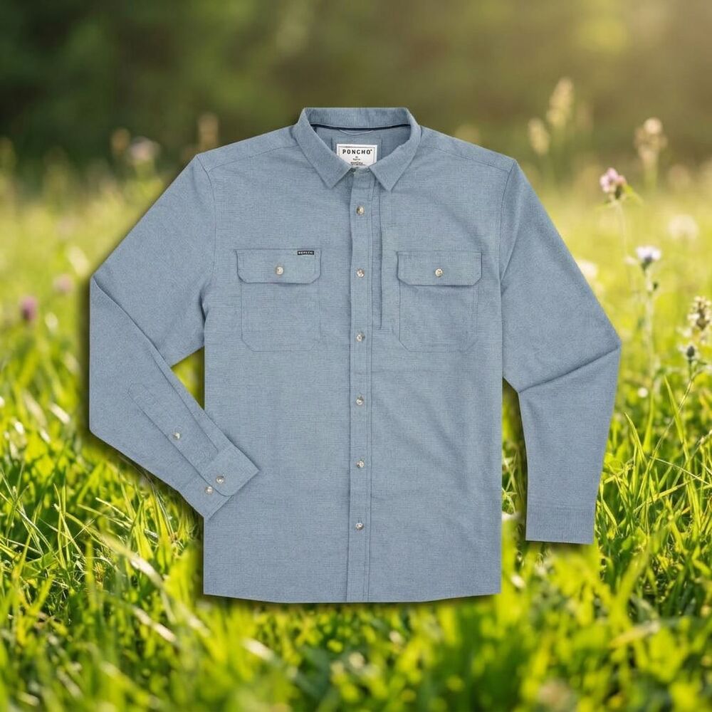 NWT Poncho The Cordon Bleu Men’s Medium Regular Long Sleeve